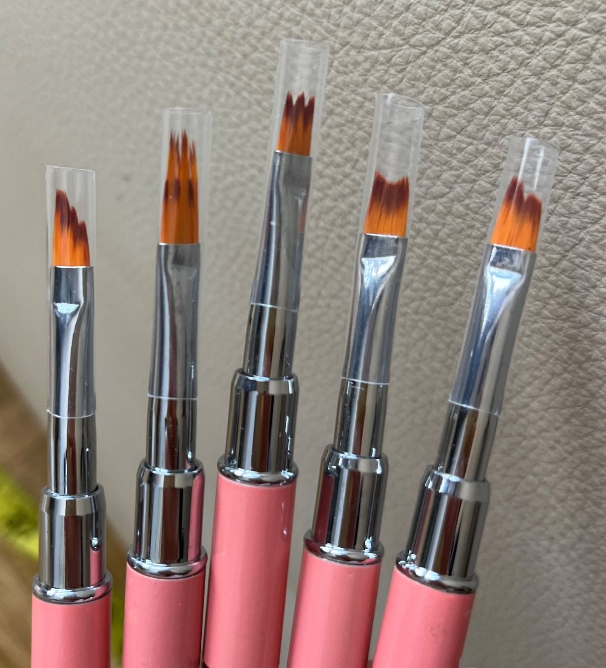 Pennelli: New Nylon high quality  brushes – Nuovo (secondo la descrizione) da Chêne-Bougeries venduto da Seetooyoo 3