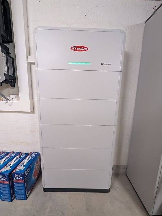 Dispositivi a energia solare: Fronius Reserva 15.8 Batteriespeicher – Usato da Winterberg ZH venduto da Phuturephil 1