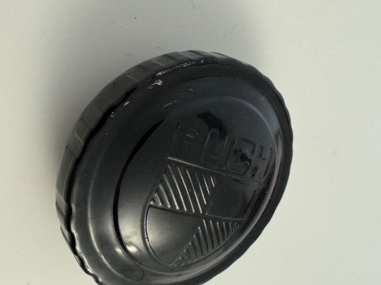 Puch Mofa-Ersatzteile: Tankdeckel ''Puch'' Bajonett 30mm schwarz – Gebraucht aus Bettwiesen von gschwellti007 2