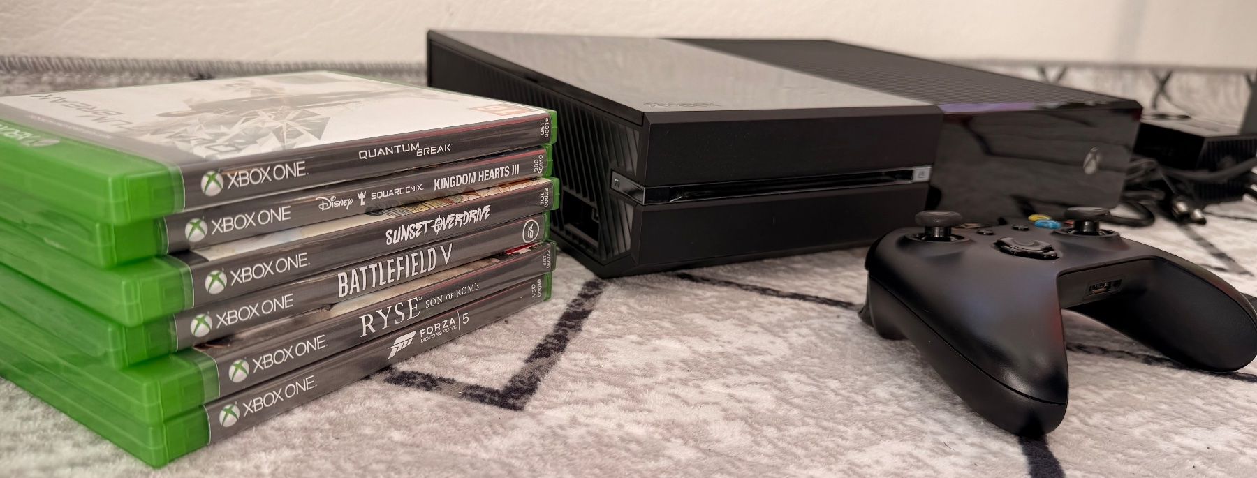 Microsoft Konsolen: Xbox One 500 GB / Controller  / 6x Spiele – Gebraucht aus Frenkendorf von Le_Icemelon 1