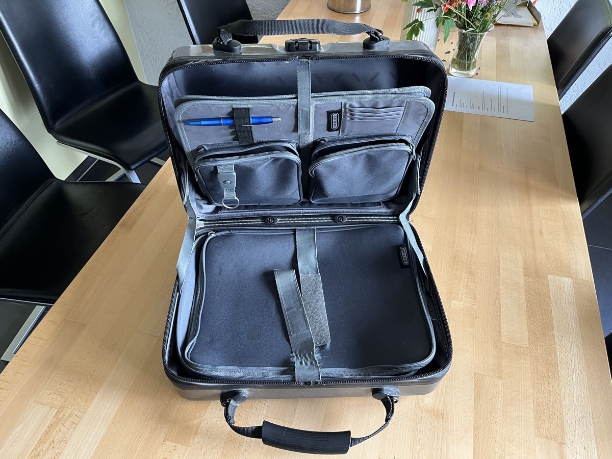Valises de voyage: Ortlieb Velokoffer – D'occasion à Fislisbach par mo_5442