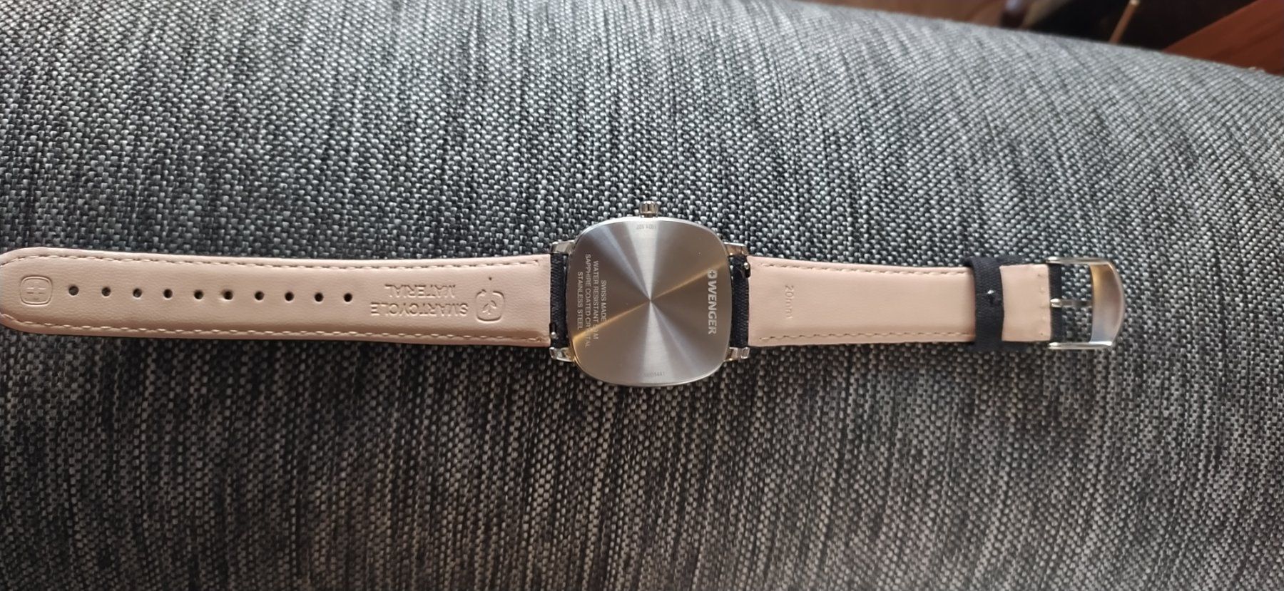 Wenger Uhren: Wenger Uhr – Neu (gemäss Beschreibung) aus Thun von Rado-17 2
