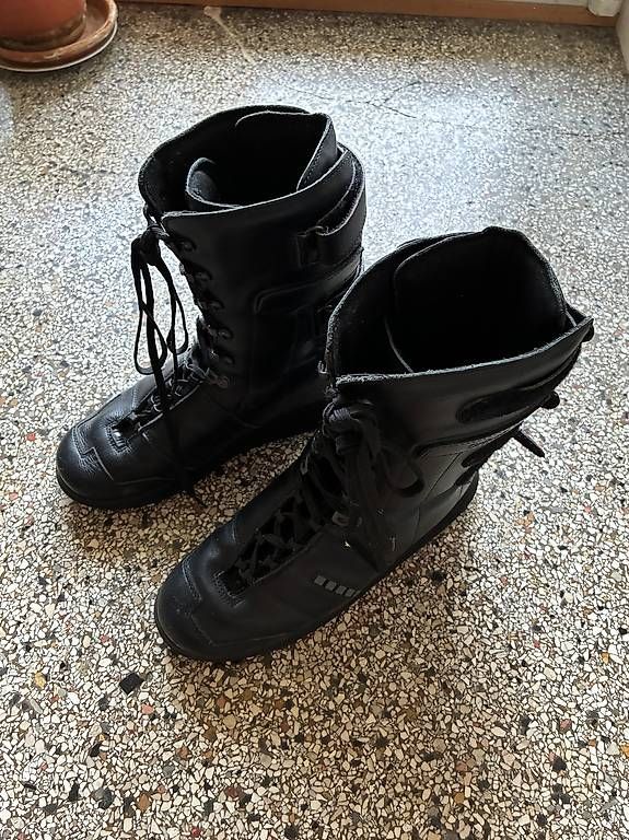 Scarpe da uomo: Künzli Schuh Achillessehne – Usato da Basel venduto da vogel4051