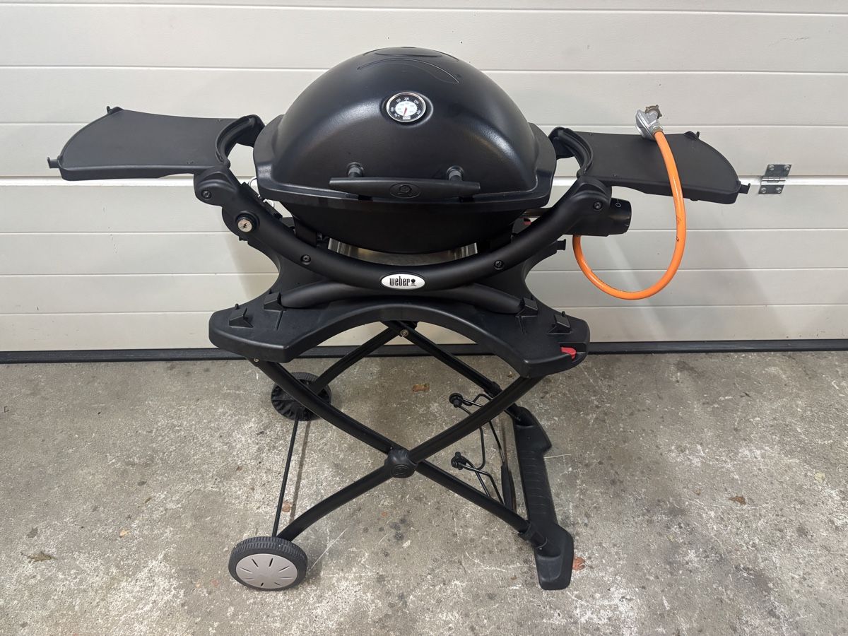 Weber Griglie: Weber Gasgrill Q1200 – Usato da Mümliswil venduto da Stormorange