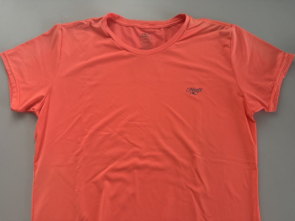 O'Neill T-shirt: O'NEILL UV Protection 50+ Shirt - Orange, Grösse M - TOP! – Usato da Gurmels venduto da topsommer 2