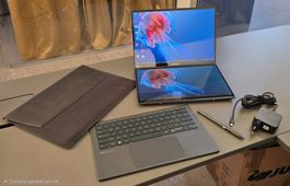 Ordinateur portable ASUS Zenbook Duo UX8406 quasi neuf