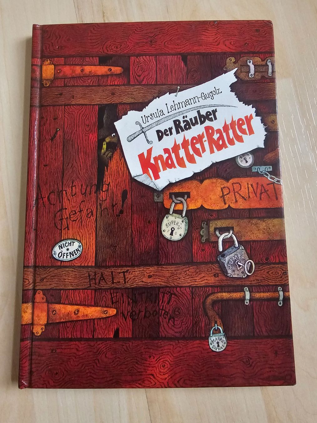 Libri: Buch Der Räuber Knatter Ratter – Usato da Balterswil venduto da Dikdik1992