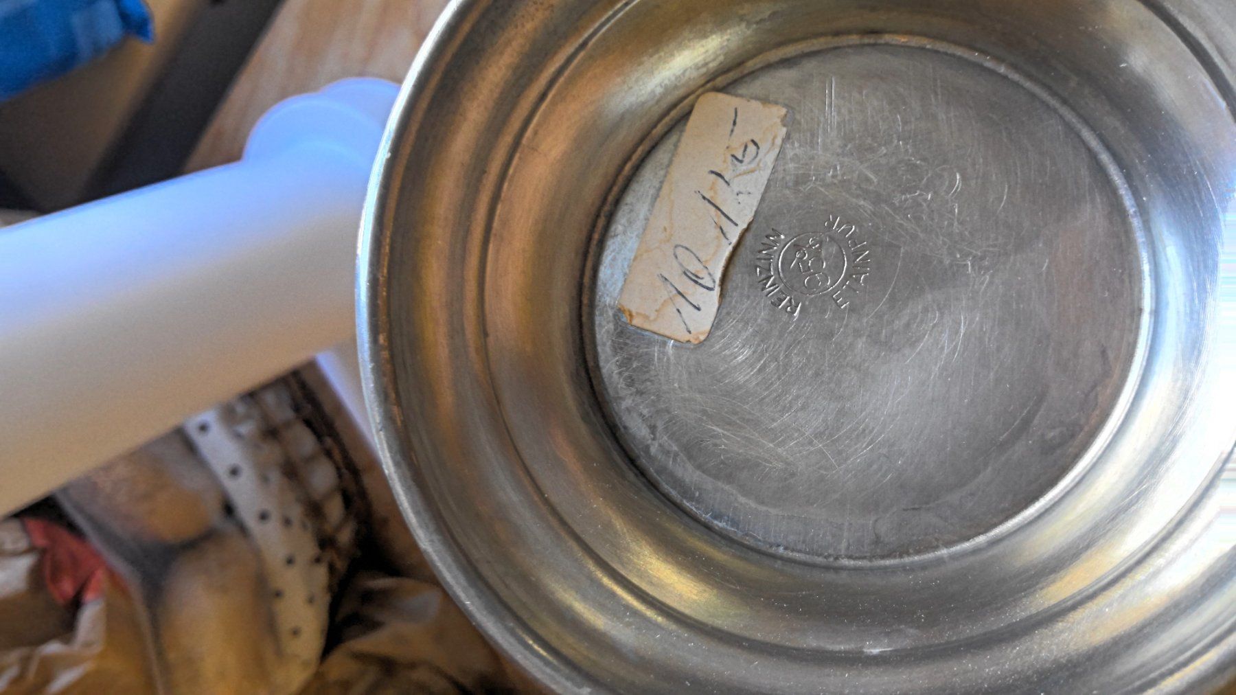 Caraffe: Zinnkrüglein mit Deckel – Usato da Uster venduto da Esther_Hagmann 2