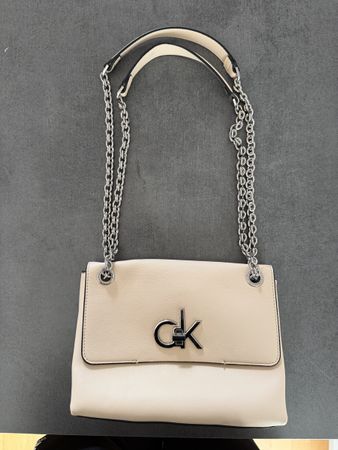 Calvin Klein Handtasche / Umhängetasche