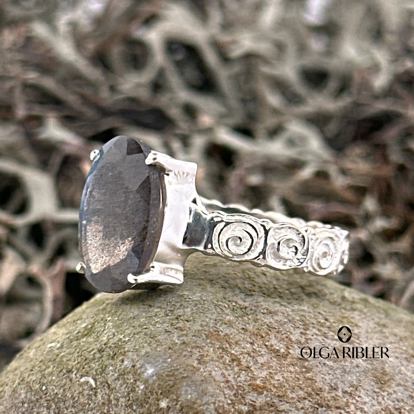 Olga Ribler Anelli: Unikate Silber Ring 925 mit Labradorite Grösse 58 – Nuovo (secondo la descrizione) da Luzern venduto da Schmuckoutlet 6