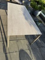 Gartentisch