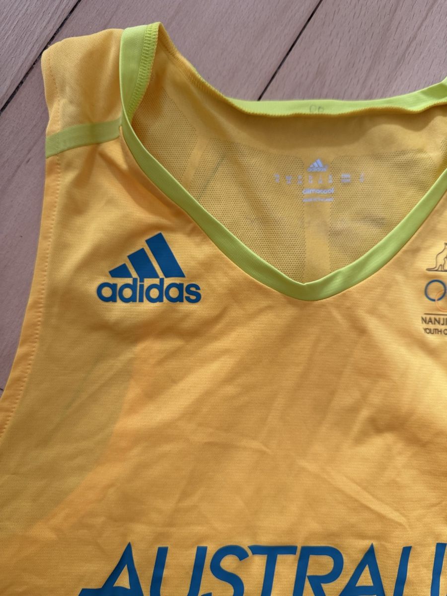 Adidas T-shirt: Team Australia Singlet (M) – Usato da Bern venduto da Laufsport3000 3