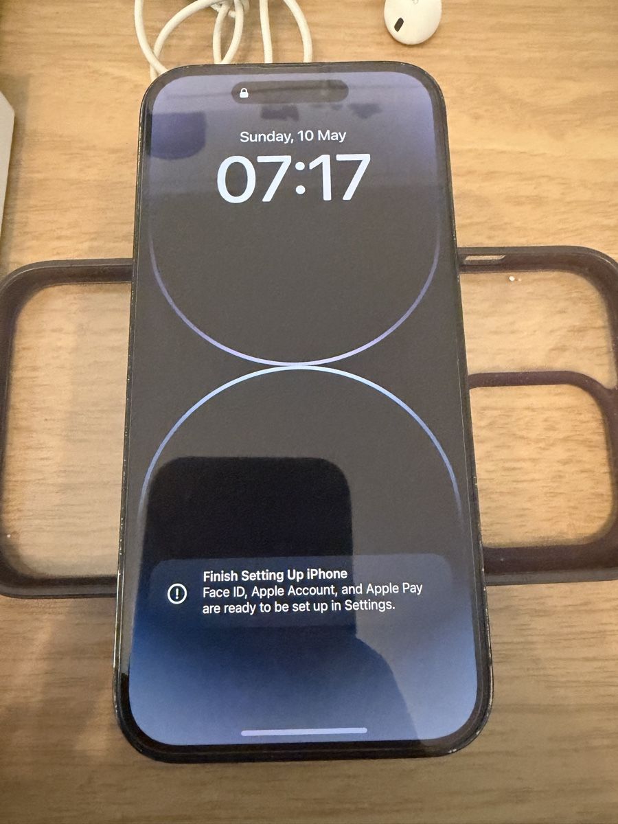 Apple Portables: iPhone 14PRO 128GB – D'occasion à Biel-Bienne par tra_6ggn