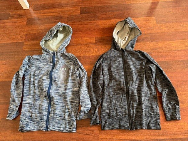 Lotti & Set di vestiti: Kapuzen-Jäggli Set, Grösse 134/140 – Usato da Endingen venduto da wubi 4