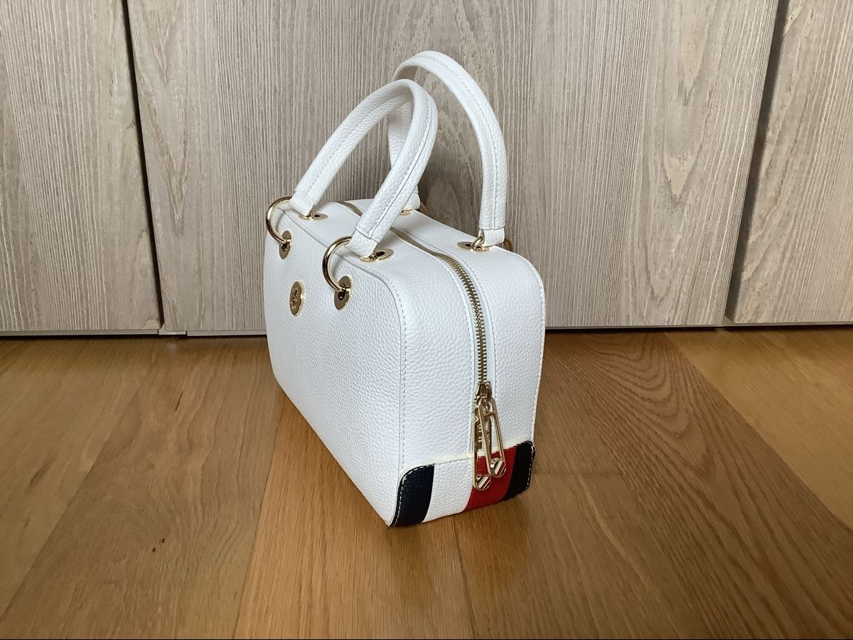 Tommy Hilfiger Borse da donna: Sac à main neuf Tommy Hilfiger – Nuovo (secondo la descrizione) da Begnins venduto da InterSemper 1