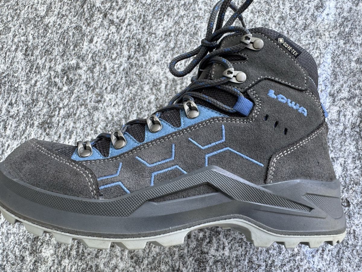 Lowa Schuhe für Jungen: LOWA Wanderschuhe-Grösse 36 – Gebraucht aus Hirzel von Marmar88 5