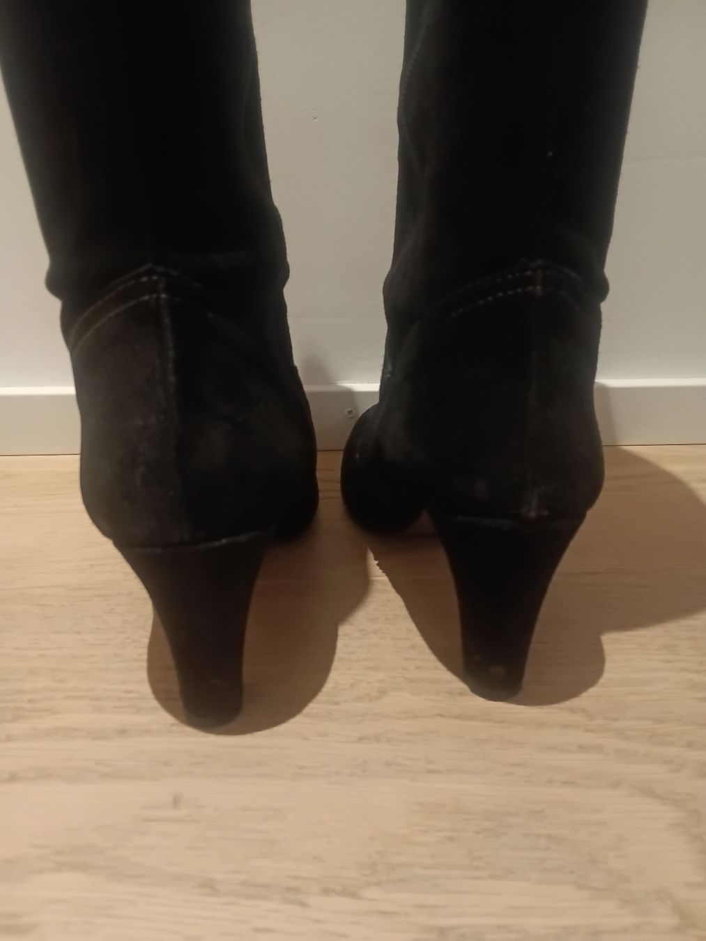 Damenschuhe: Black suede boots, Gr. 38, classy & super elegant! – Gebraucht aus Immensee von Gitter 5