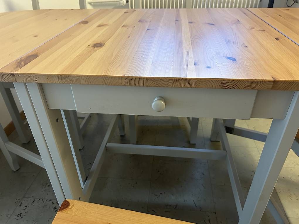 Tavoli: Klapptisch in Landhausoptik – Usato da Utzenstorf venduto da Christa.3427 2