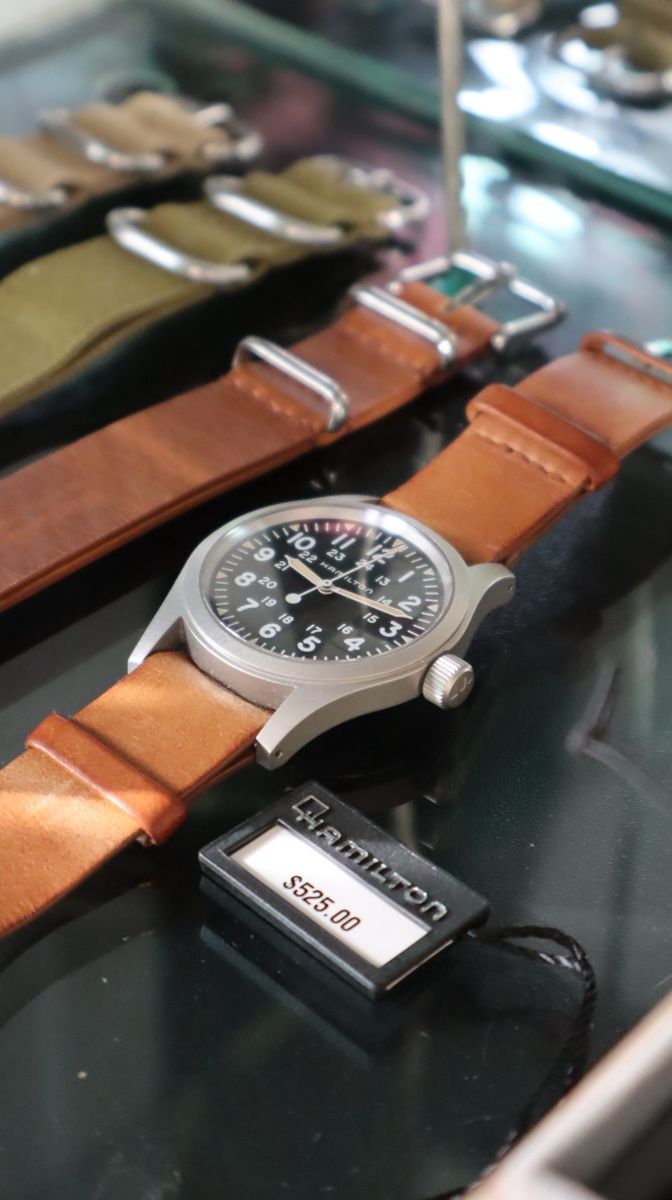 Hamilton Orologi: Hamilton Khaki Field Mechanical 38mm + 8 Straps ab 1.-! – Nuovo (secondo la descrizione) da Seedorf BE venduto da cali_watches 2