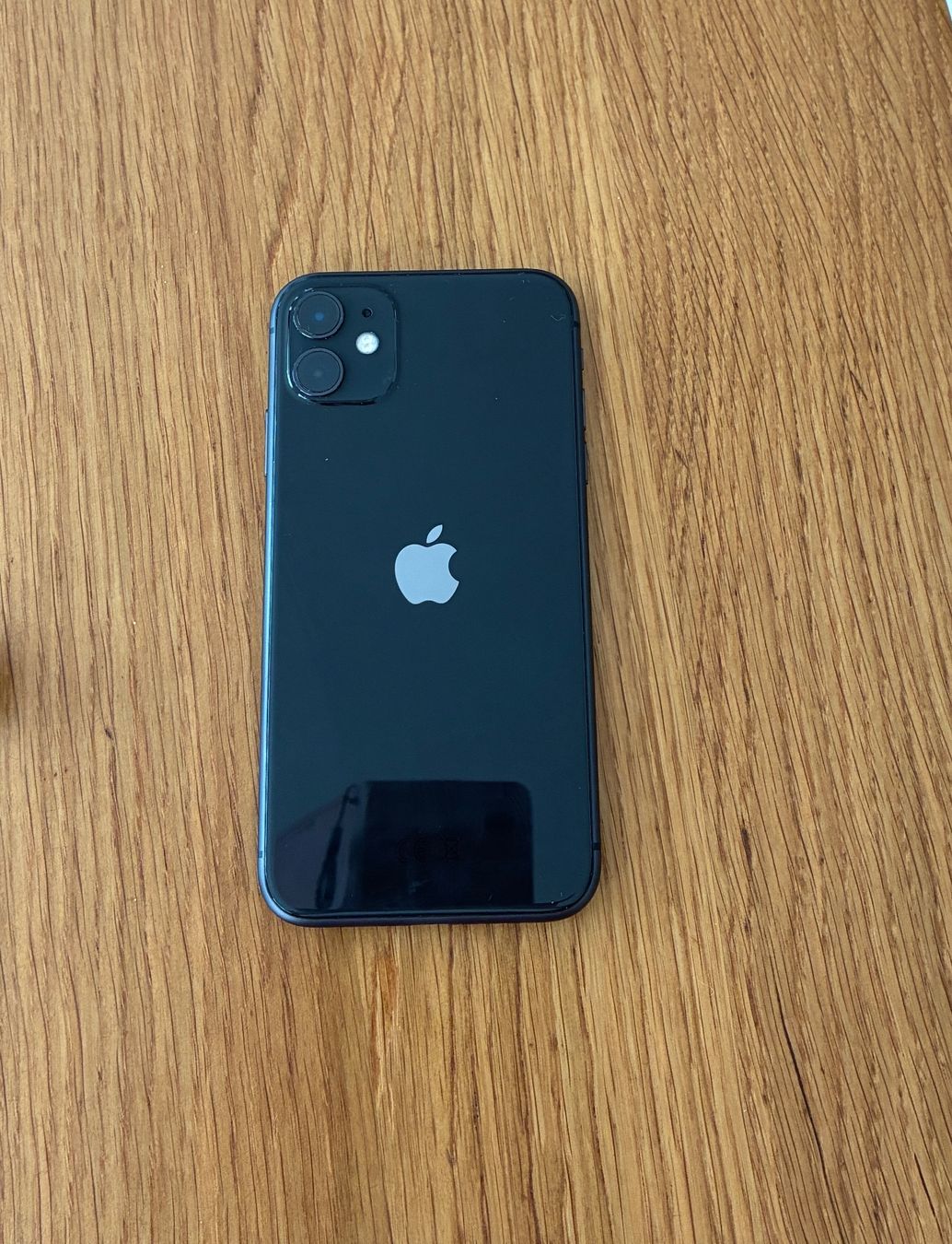 Apple Telefoni cellulari / Smartphones: Iphone 11, noir, 64GB – Usato da Winterberg venduto da cel_8vpx 3