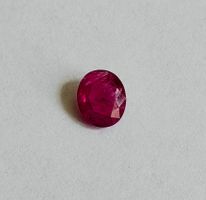 * RUBIS NATUREL 9,5 x 7,8 mm / 2.80 cts