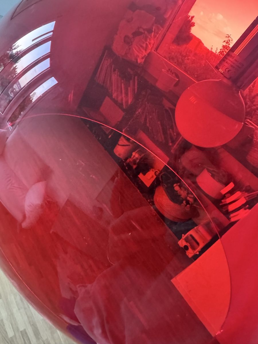 Kartell Lampadari & plafoniere: kartell Fly lamp red – Usato da Umiken venduto da RachelStenders 5