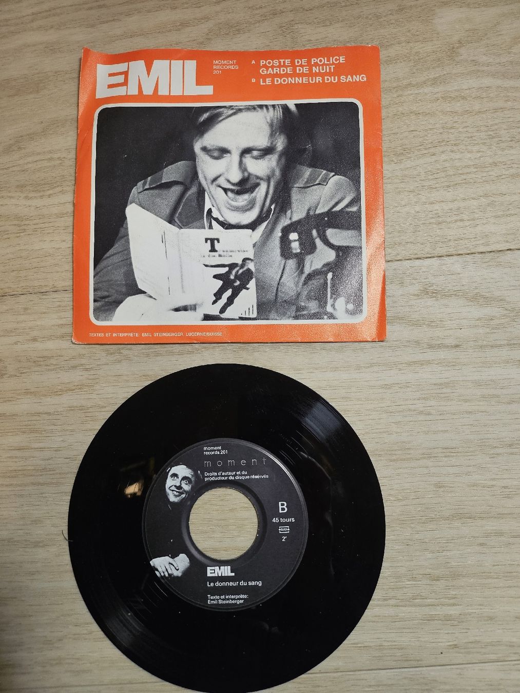 Dischi in vinile: Disque vinyle vintage "Emil" 45 tours – Usato da La Joux FR venduto da car_ck96 1