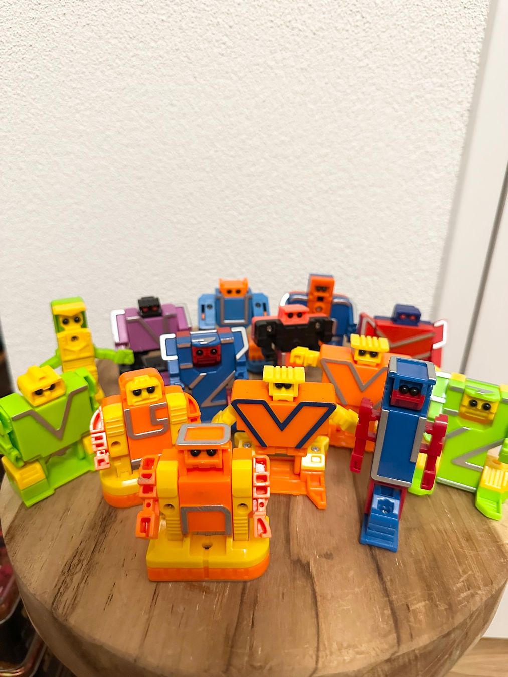 Jouets: 14 Lakeshore Alpha-Bots Buchstaben-Roboter transformers – D'occasion à Baar par Mic_vL