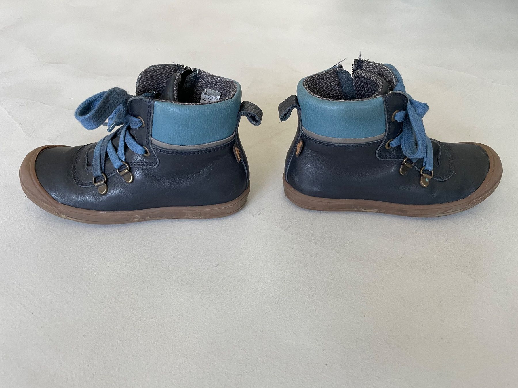 Herrenschuhe: Leichte Winterschuhe, 30 – Gebraucht aus Siebnen von Nulu12 2