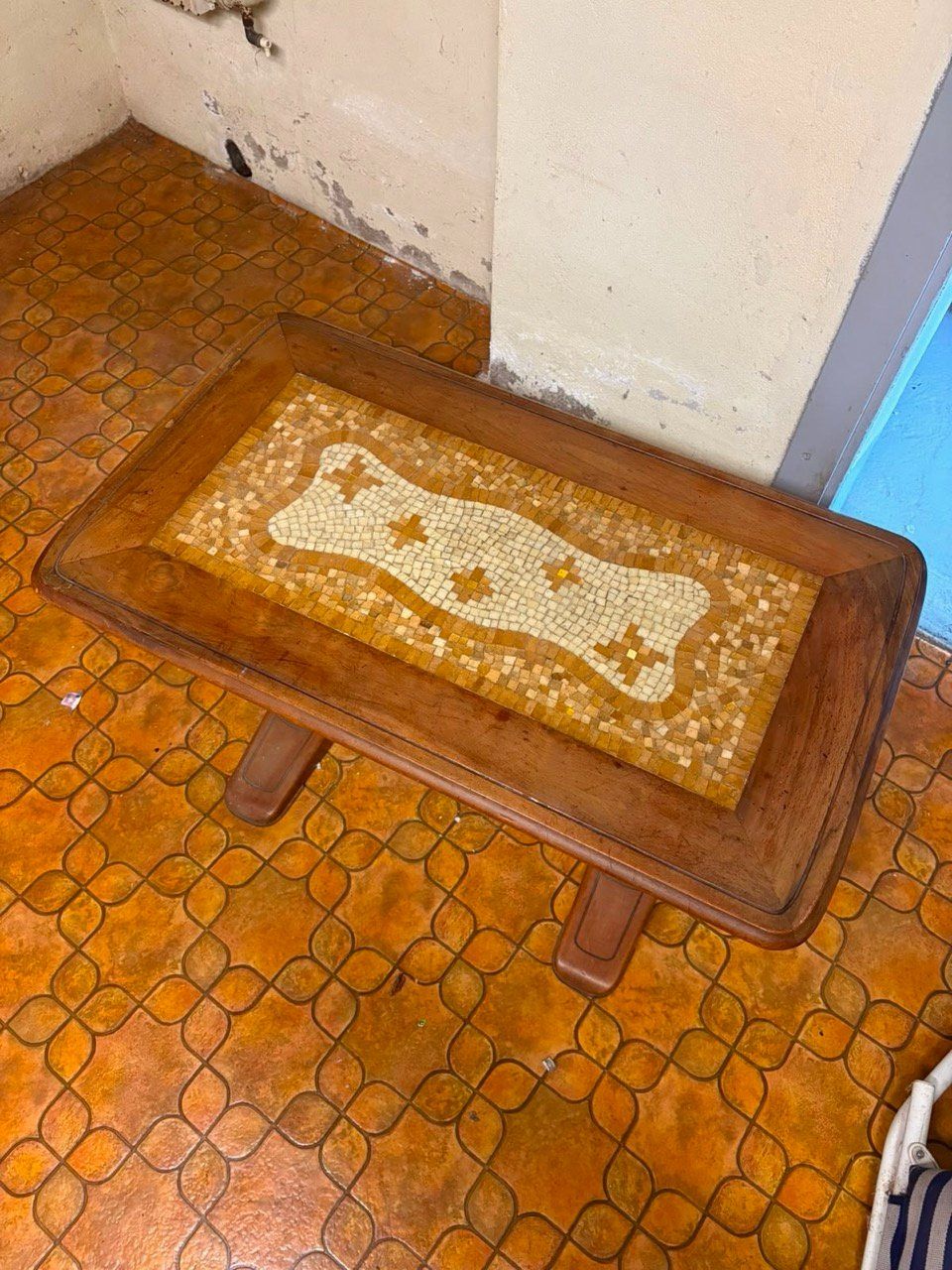 Tables: Mid-Century Mosaik-Couchtisch – D'occasion à Ins par ab_80