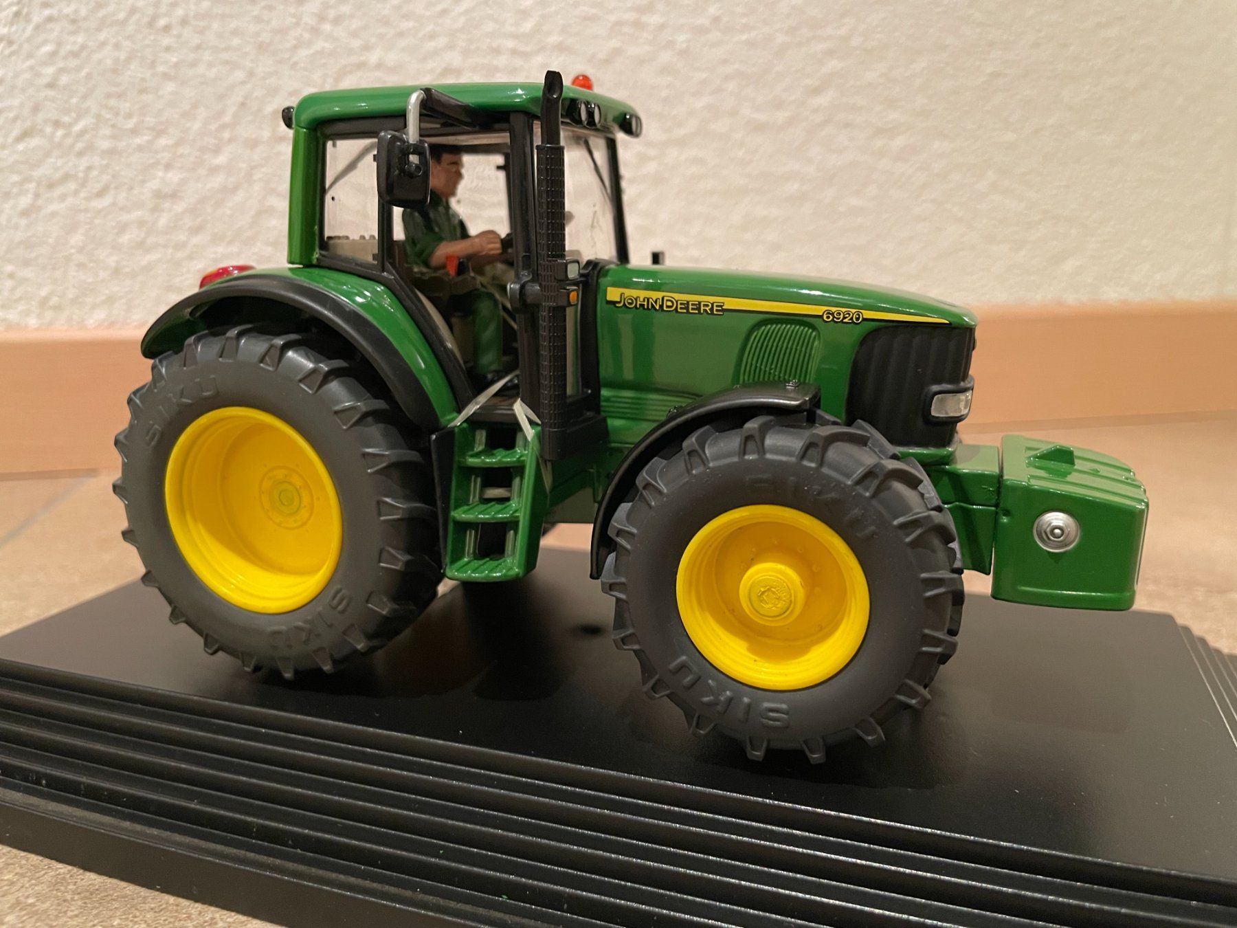 John Deere Trattori: SIKU John Deere 6920 – Nuovo e nell'imballaggio originale da Kreuzlingen venduto da Stefan1150 2