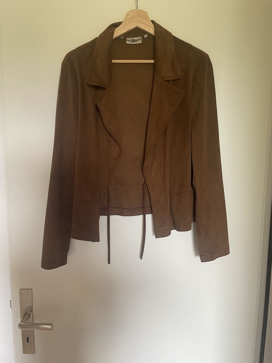 Giacche: Bianca Jacke Gr. 44 Cognac Wildlederoptik – Usato da Schüpfheim venduto da Nussbaum_4 1