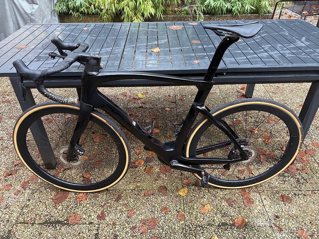 Biciclette: Pinarello Dogma F – Usato da Versoix venduto da car_xzq8 3