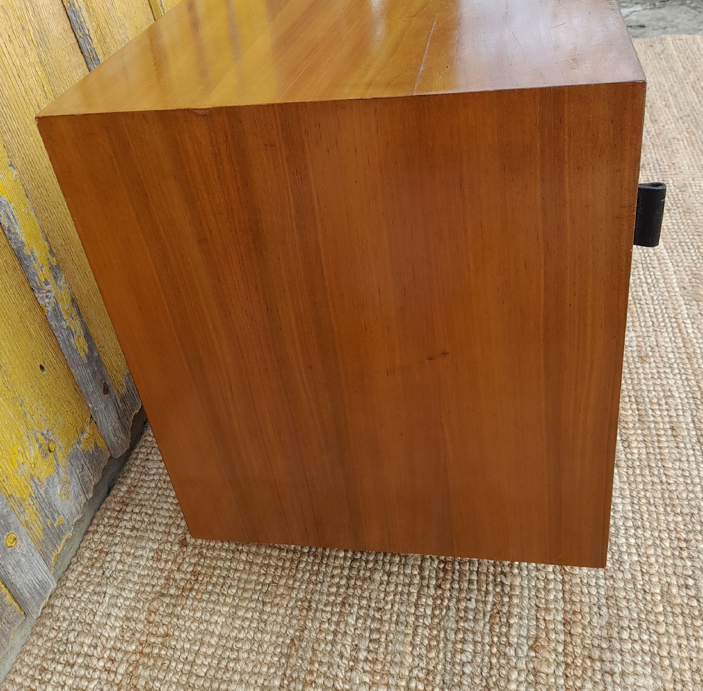 Cassettiere: Florence Knoll Sideboard Nussbaum – Usato da Haslen AI venduto da Vintagelix 8