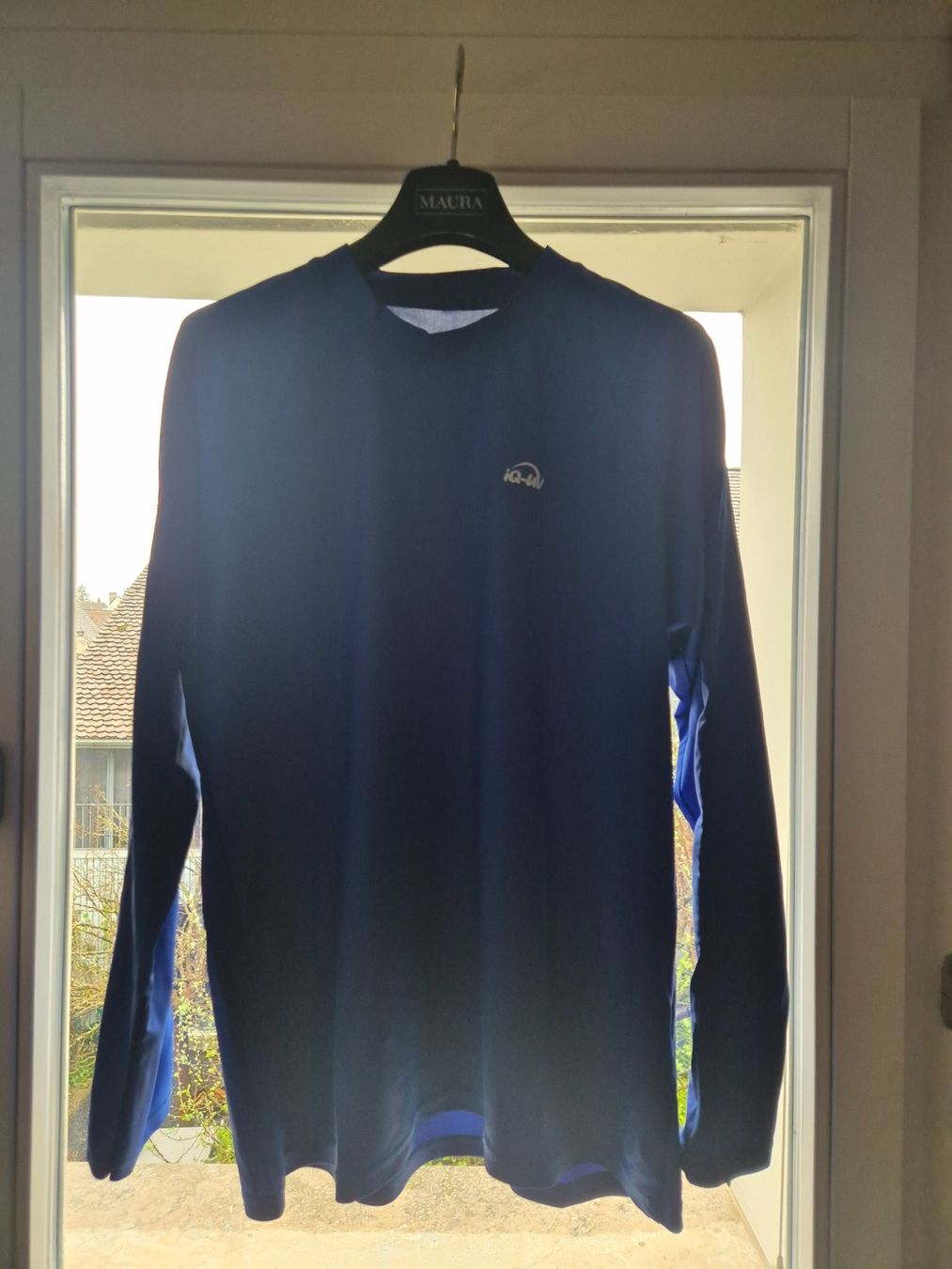 T-shirt: IQ-UV Langarm-TShirt UV 50+ – Usato da Muttenz venduto da 80tage
