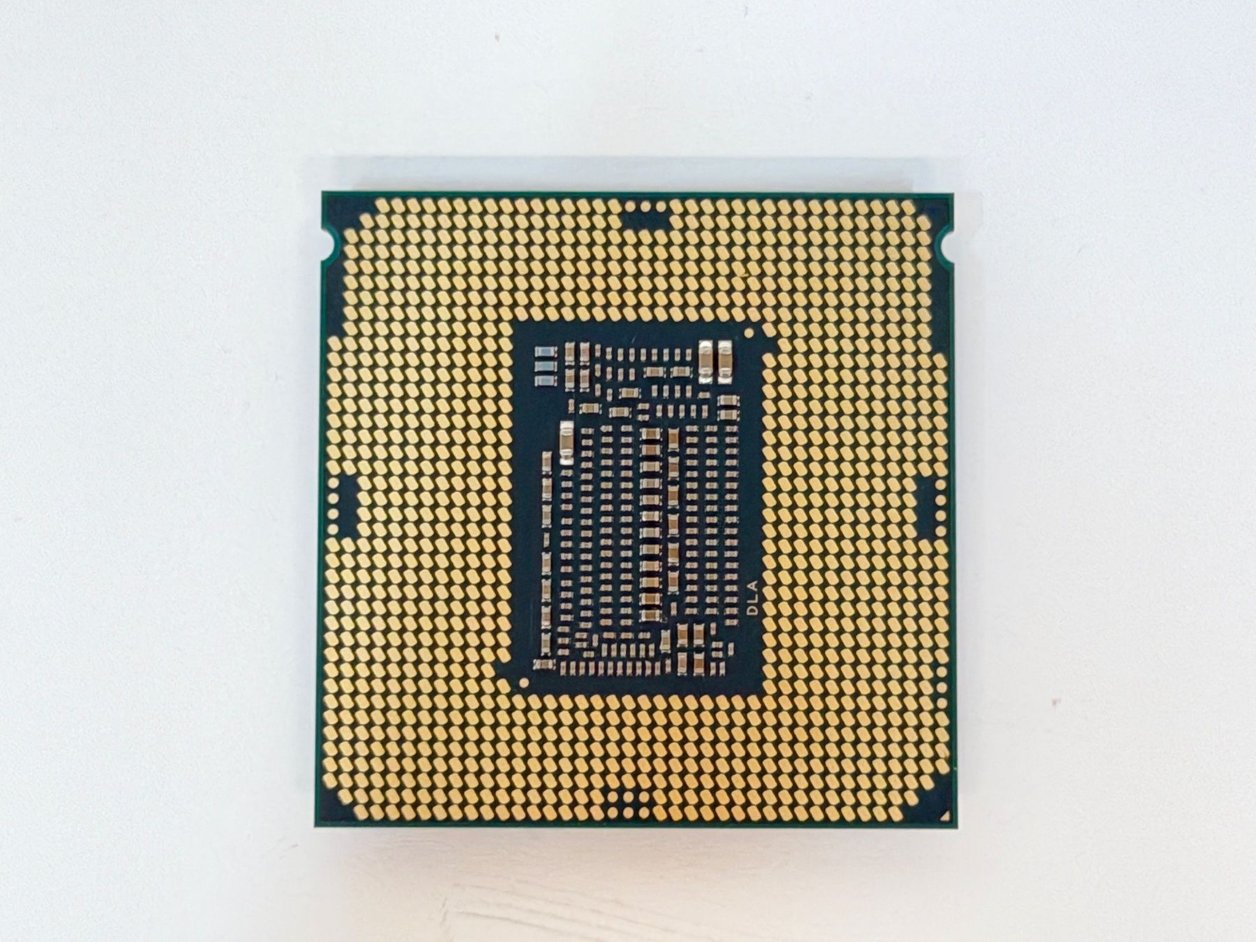 Intel Componenti elettronici: CPU Intel Core i7-9700, 12 MB Cache, 4.70 GHz – Usato da Lachen SZ venduto da alcom-electronics 1