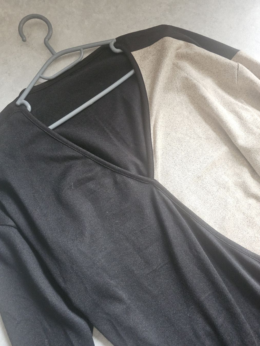 Vestiti: Robe noire et beige taille L – Usato da Sornetan venduto da T.a333 2