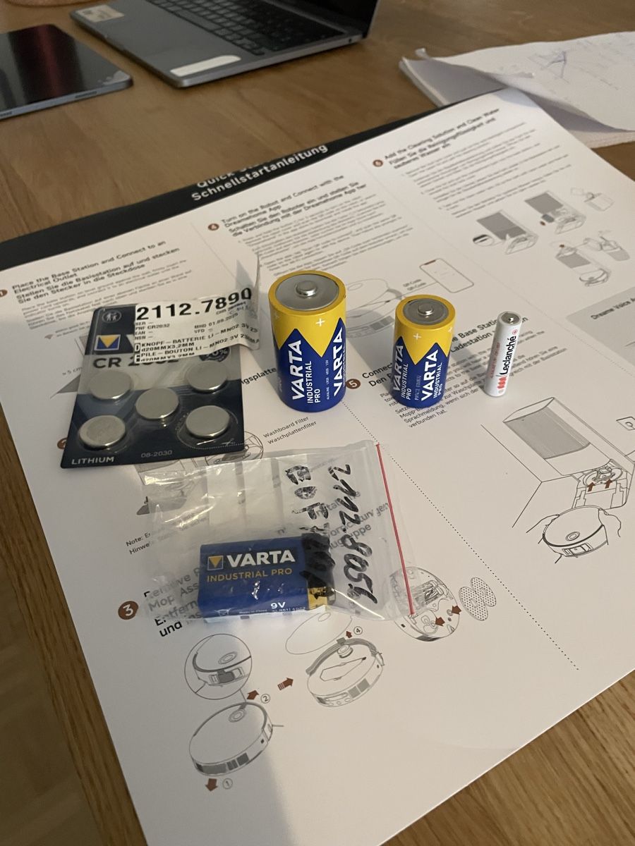 Varta Akkus & Batterien: Batterien (ein Box) – Neu (gemäss Beschreibung) aus Basel von LenaBor