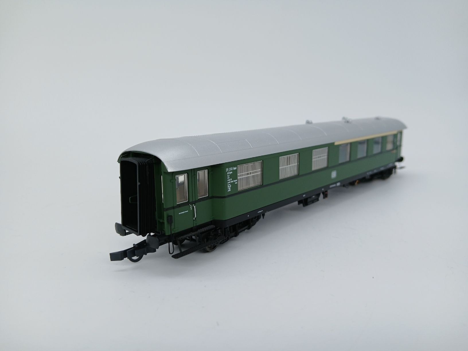 Modellini di ferrovie: Pullman 36111 AD Personenwagen DB – Usato da Interlaken venduto da F.Loco 1