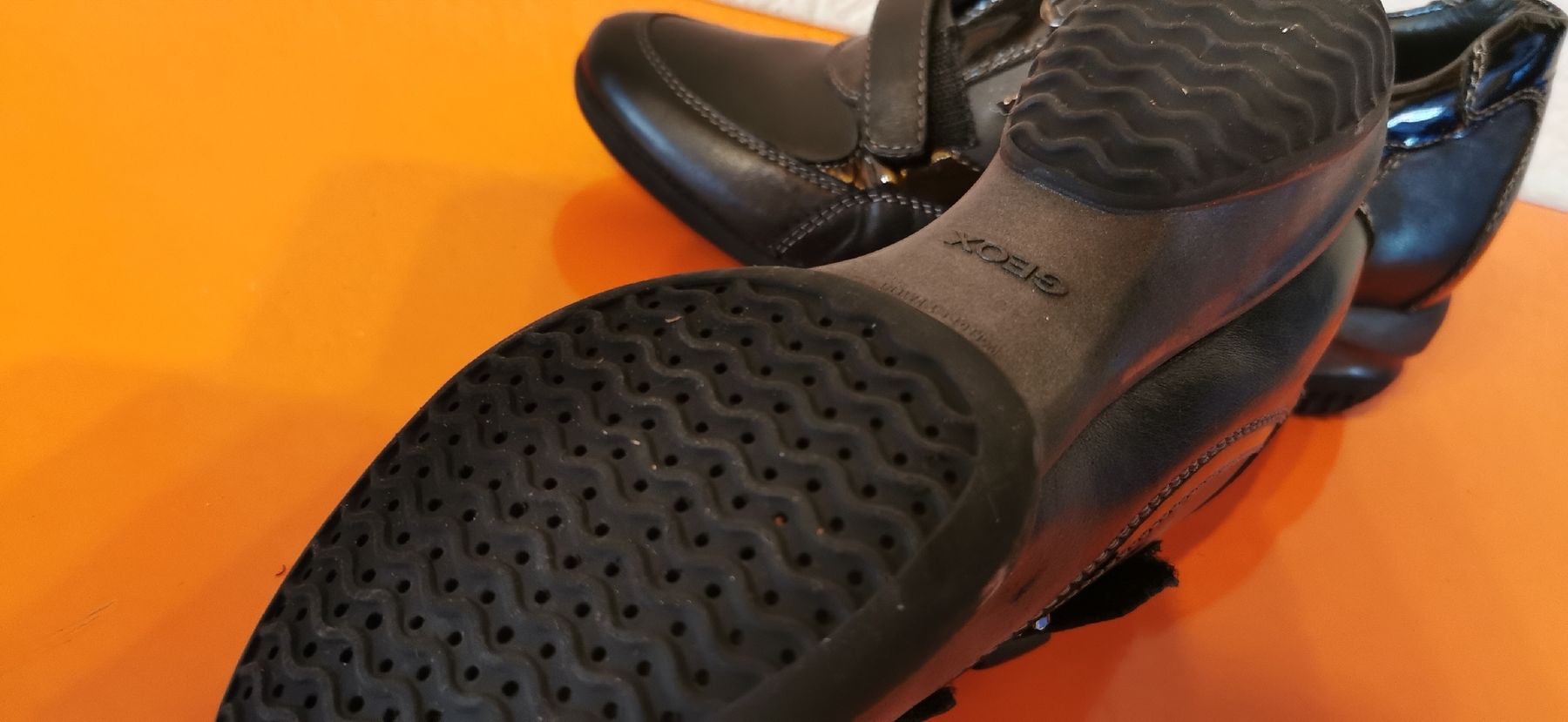 Geox Scarpe da donna: GEOX Lederschuhe schwarz Gr. 35 – Nuovo (secondo la descrizione) da St. Niklaus VS venduto da Distel60 3