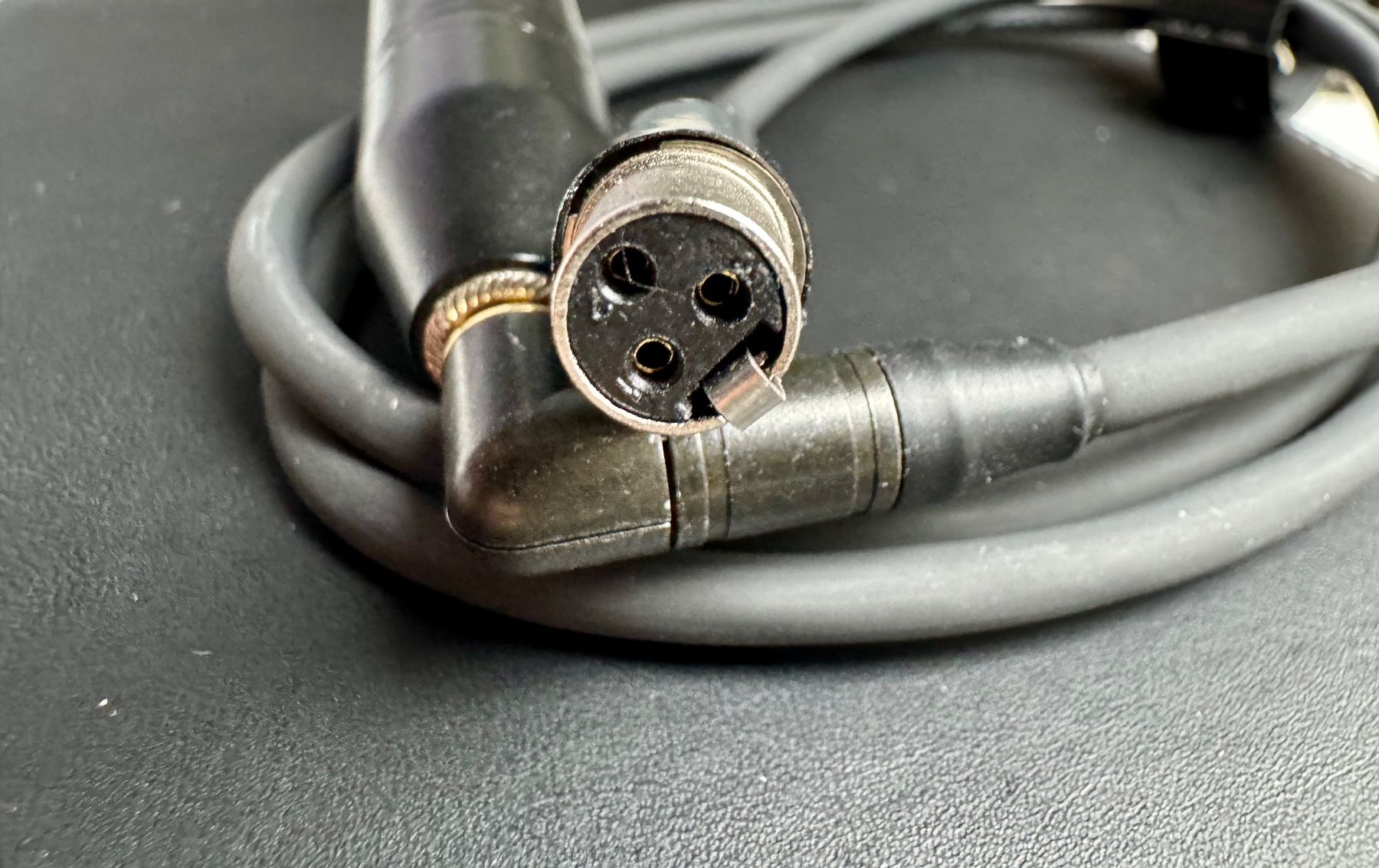 Cavi: Contrik Mini XLR Female Stecker Rean – Usato da Hermetschwil-Staffeln venduto da Sigmund57 2