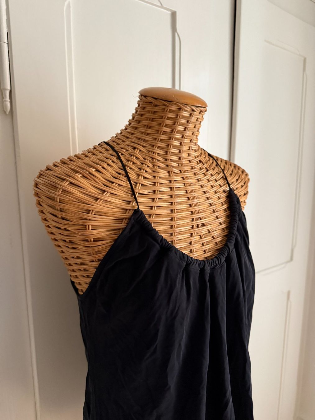 Zara Top: ZARA - Hängerchen Top schwarz M – Usato da Zürich venduto da Diazaio 1