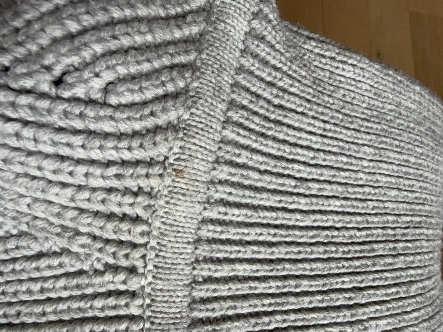 Calvin Klein Pulls & Sweat-shirts: Col roulé Calvin Klein – D'occasion à Bulle par sop_ct6x 5