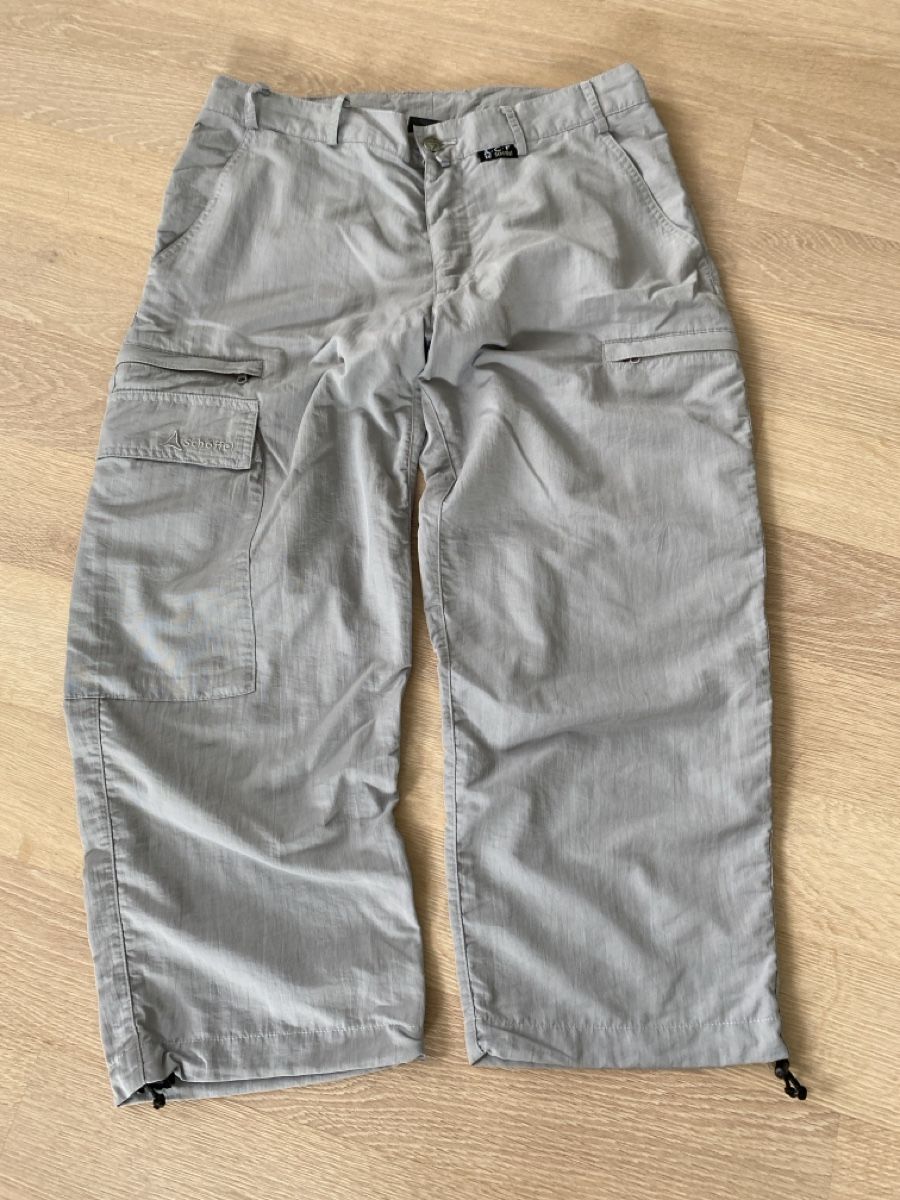 Schoeffel Pantaloni: Schoeffel 3/4 Hosen Grau Gr. 48 – Usato da Hergiswil NW venduto da mar_js5v
