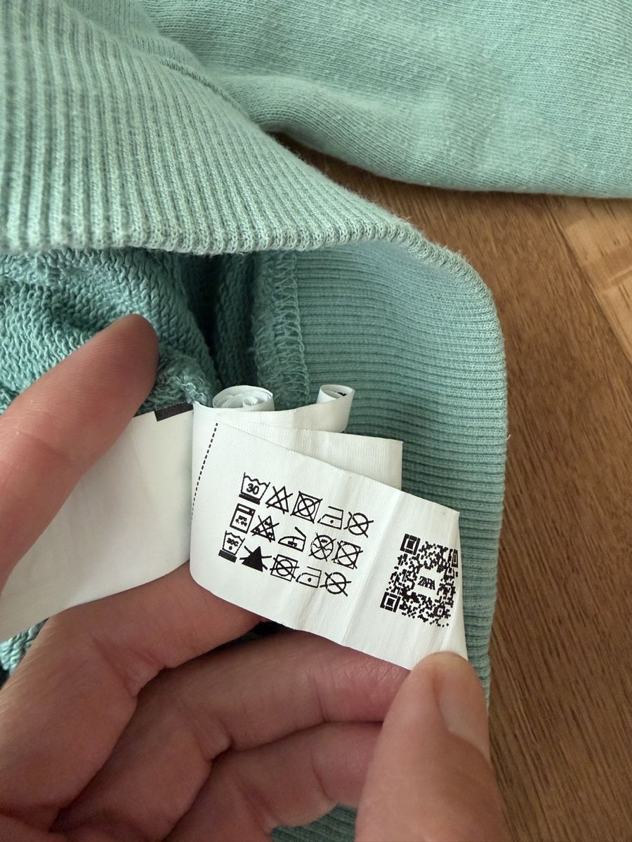 Zara Pullover & Sweatshirts: Zara Kids - Pullover, Gr. 116 – Gebraucht aus Interlaken von fbnscl 3