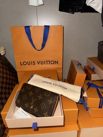 Louis Vuitton Porte-Monnaie Tresor wallet