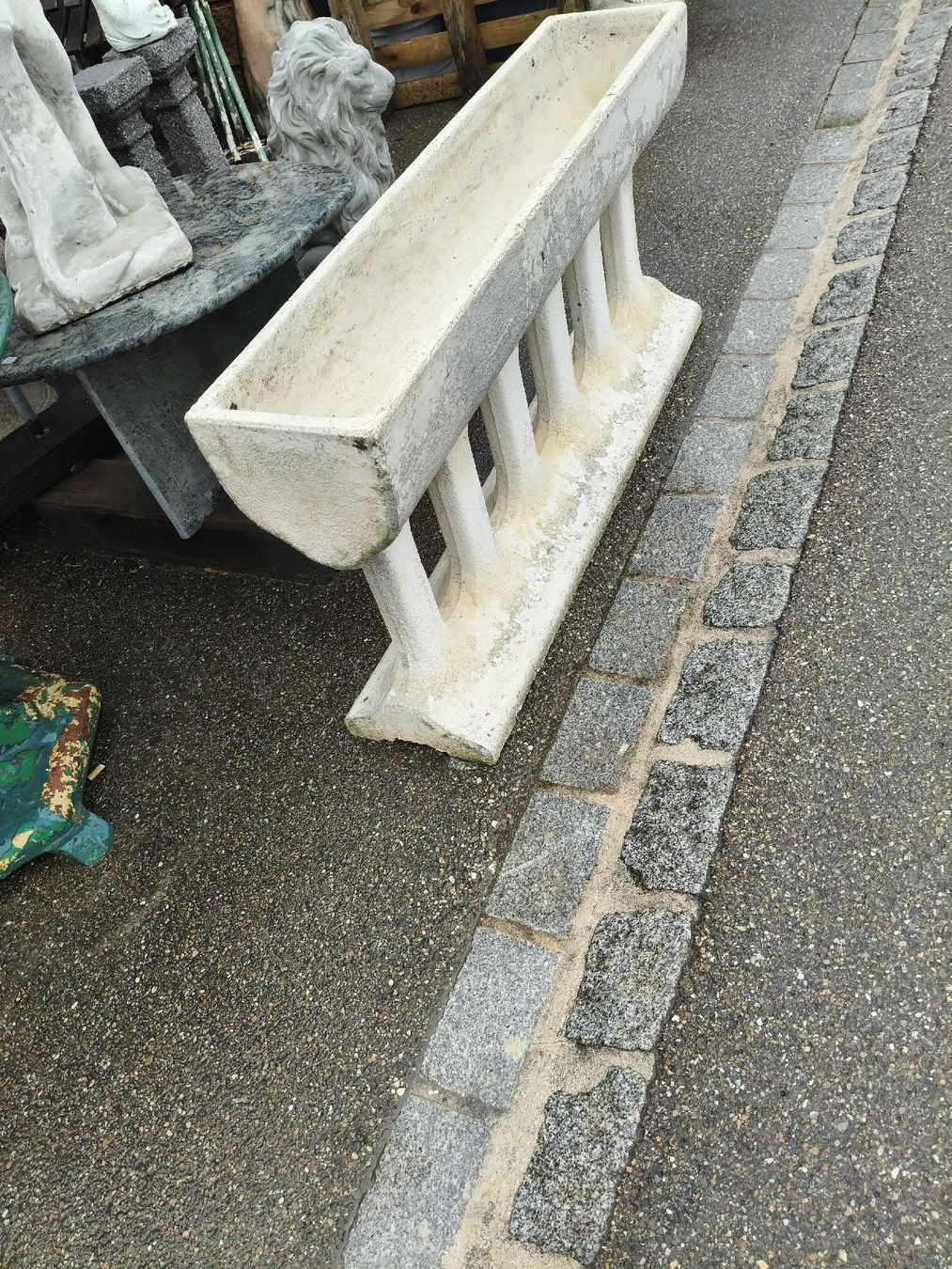 Blumentöpfe: Blumenkasten-Balustrade 820cm – Gebraucht aus Zwingen von inf_2blh 2