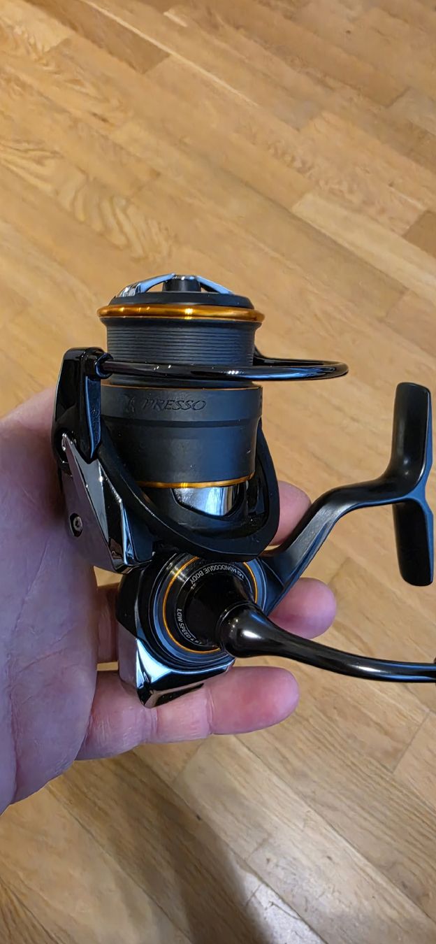 Daiwa Tamburi & Mulinelli: Daiwa Presso LT 2000SS-P – Nuovo (secondo la descrizione) da Alpnach Dorf venduto da Maksim777 1