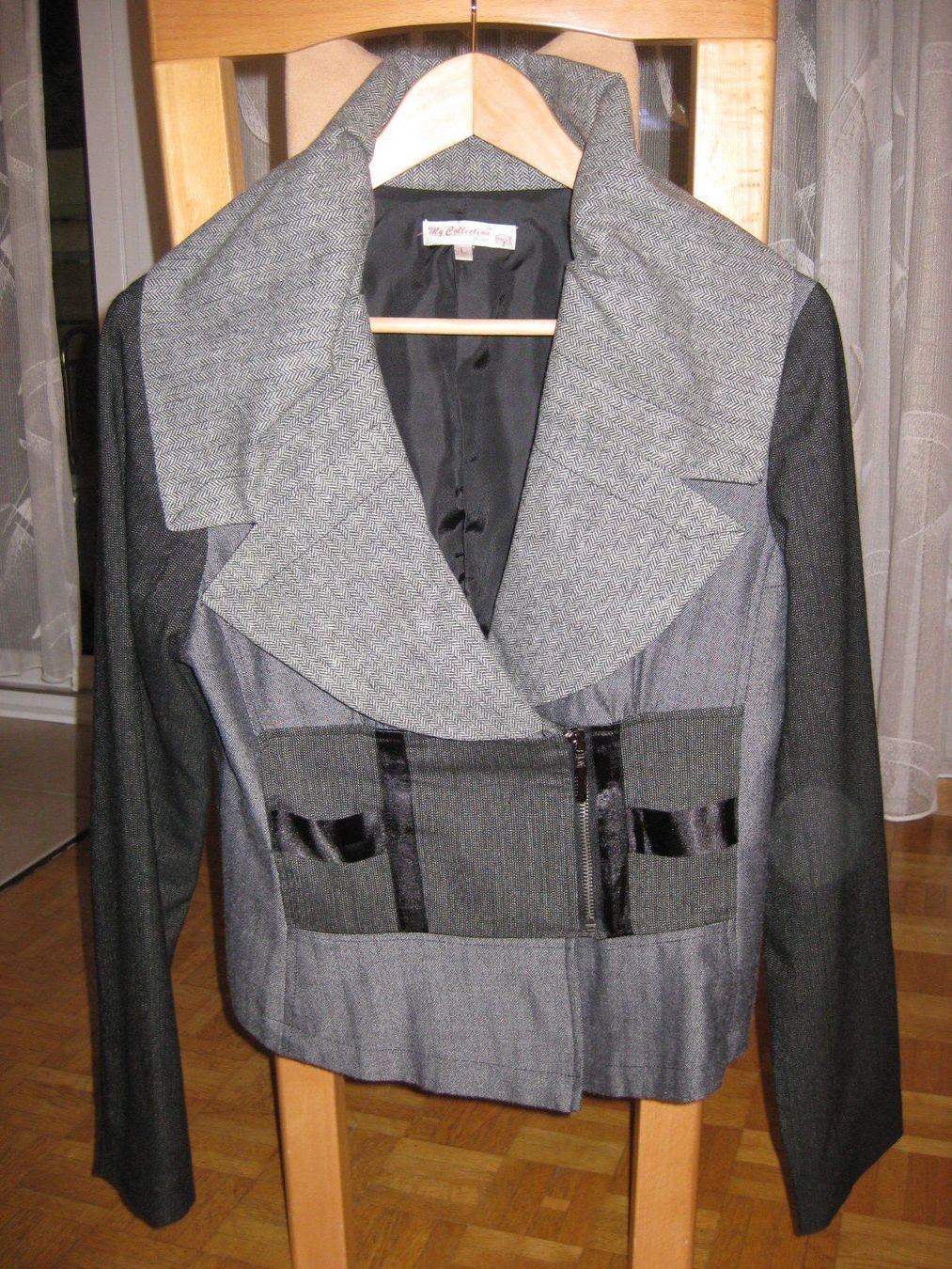 Giacche: Elégant blazer gris – Nuovo (secondo la descrizione) da Le Mont-sur-Lausanne venduto da olatiu