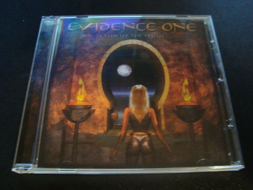 CD: EVIDENCE ONE  Criticeze The Truth – Usato da Othmarsingen venduto da Smallsoldier